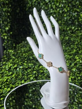18K Gold Plated Clover Link Bracelet with Green and Black tones